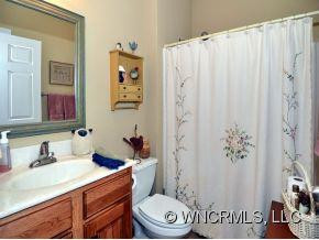 18 BOMBAY COURT - Photo 12