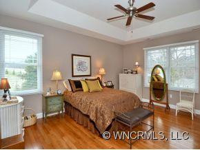 18 BOMBAY COURT - Photo 8