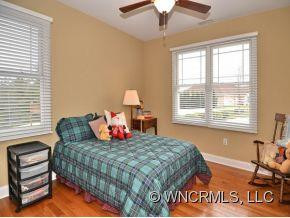 18 BOMBAY COURT - Photo 10