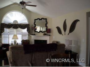 348 Summerfield - Photo 2