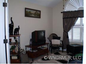 348 Summerfield - Photo 5