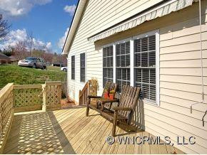 115 CREEKS END CIRCLE - Photo 9