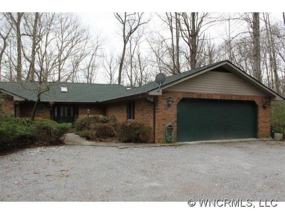870 Aberdeen Lane