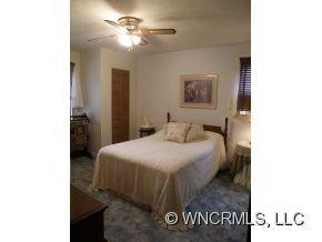 128 Oaken Hill Place - Photo 12