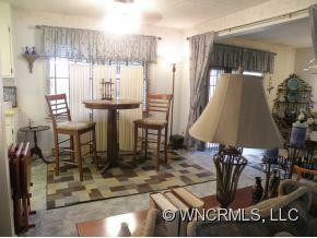 128 Oaken Hill Place - Photo 4