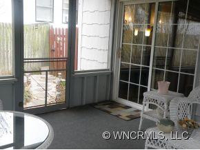 128 Oaken Hill Place - Photo 5