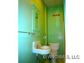 194 Pennsylvania Avenue - Photo 18
