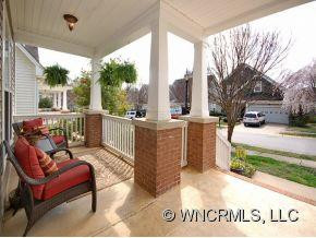 1407 Kenton Lane - Photo 2