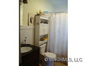 136 Davenport Rd - Photo 10