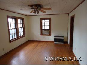 63 Walnut Ridge Dr - Photo 2