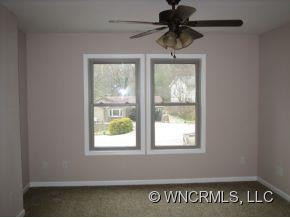141 LOCUST COURT - Photo 3