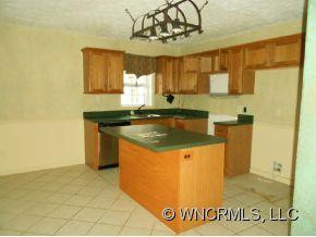 482 April Park Drive - Photo 14