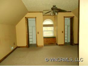 482 April Park Drive - Photo 16