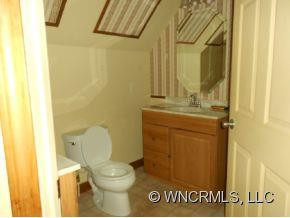 482 April Park Drive - Photo 18