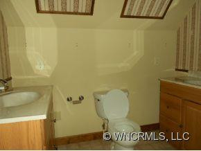 482 April Park Drive - Photo 20