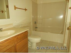 482 April Park Drive - Photo 6