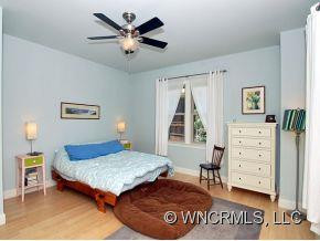 33 SUNRISE DRIVE - Photo 6