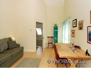 33 SUNRISE DRIVE - Photo 10