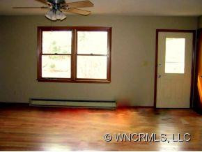 346 Hunter - Photo 15