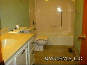346 Hunter - Photo 9