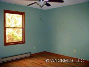 346 Hunter - Photo 10