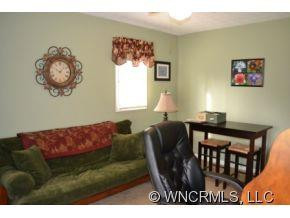 424 Periwinkle Drive - Photo 12