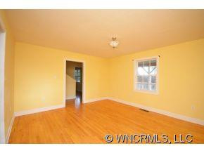 304 Watson Rd - Photo 14