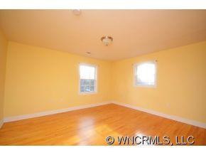 304 Watson Rd - Photo 17