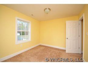 304 Watson Rd - Photo 20