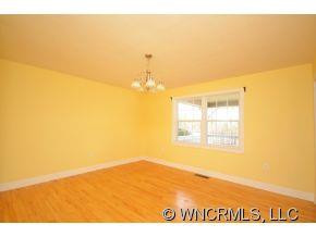 304 Watson Rd - Photo 6