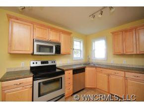 304 Watson Rd - Photo 8