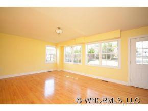 304 Watson Rd - Photo 10