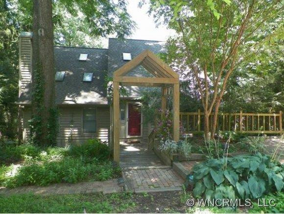 84 Macon Avenue