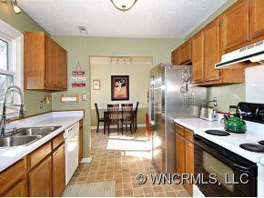 58 LYNWOOD CIRCLE - Photo 3