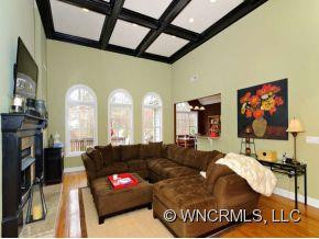 22 BAINBRIDGE COURT - Photo 4