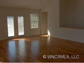 153 Oak Park Drive - Photo 5