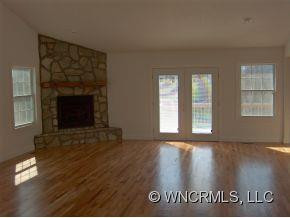 153 Oak Park Drive - Photo 6