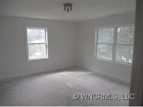 153 Oak Park Drive - Photo 9