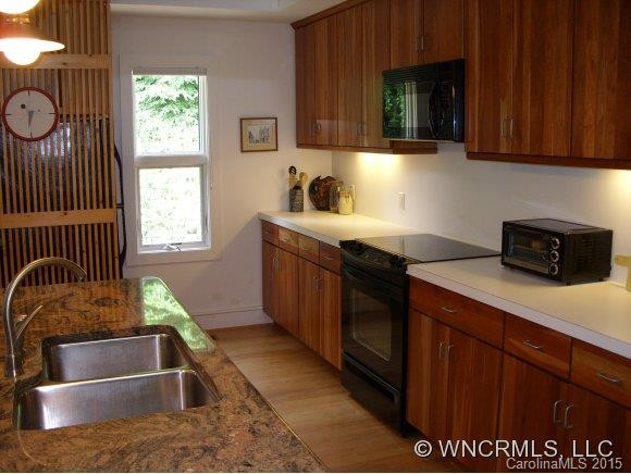 50 Railroad Avenue - Photo 3