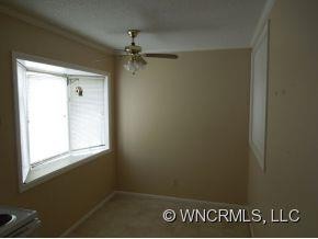 201 RACQUET CLUB ROAD UNIT 9 - Photo 3