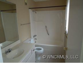 201 RACQUET CLUB ROAD UNIT 9 - Photo 6