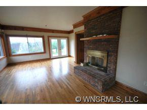25 Elliot Road - Photo 8