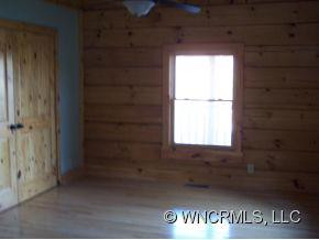108 Pheasant Street - Photo 4