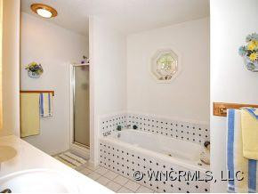 44 AVONDALE HEIGHTS ROAD - Photo 9