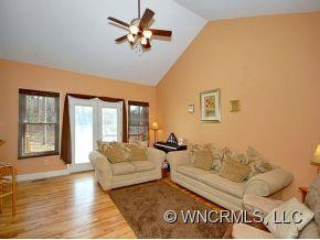 178 CRYSTAL HEIGHTS DRIVE - Photo 4