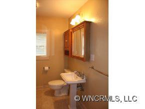 230 East Street - Photo 17