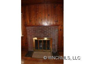 230 East Street - Photo 5