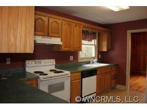230 East Street - Photo 9