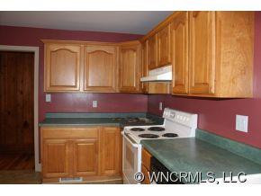 230 East Street - Photo 10