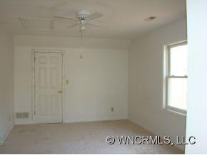 406 Lamp Post Drive - Photo 6